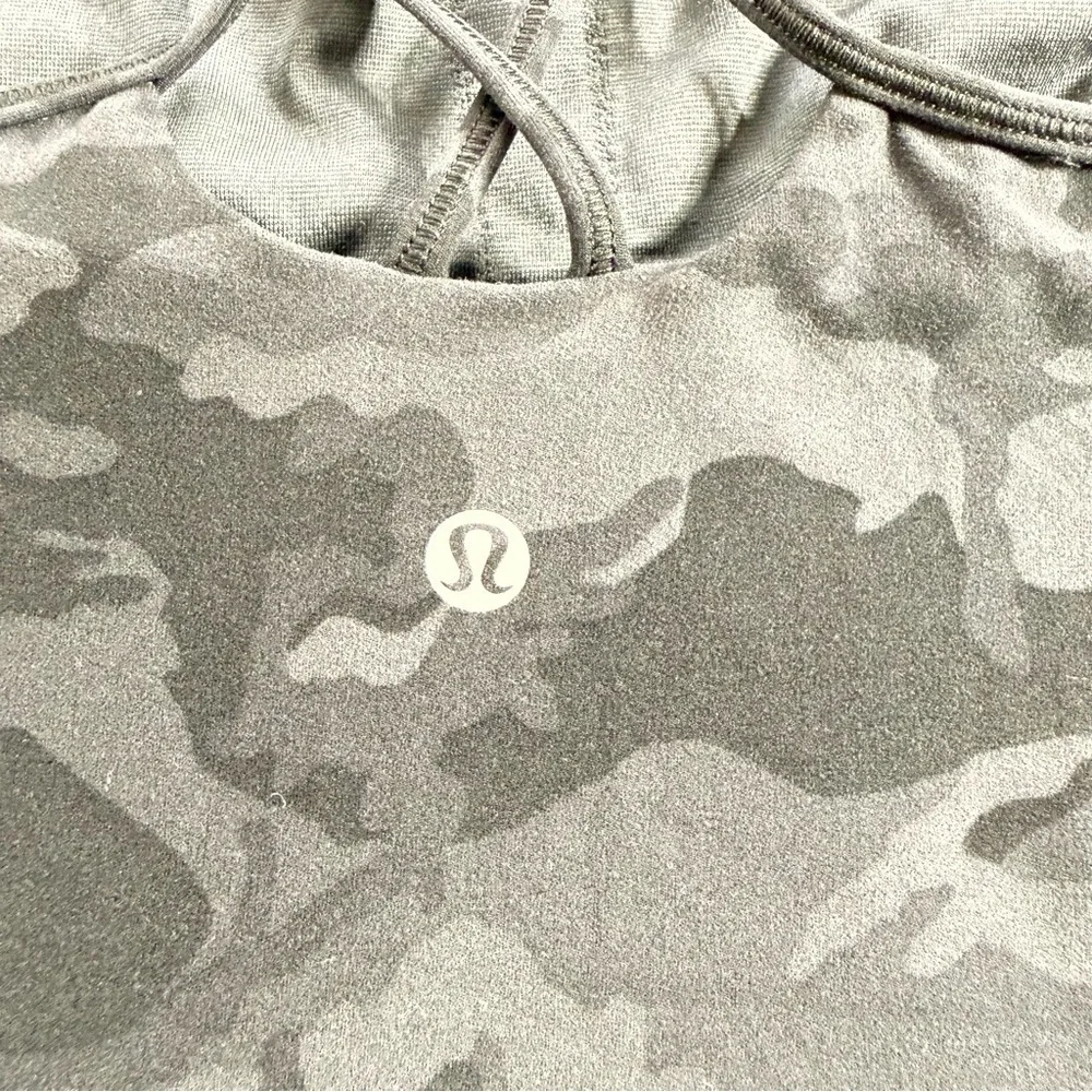 Lululemon Camo Tank Top Size 8 Criss Cross Back